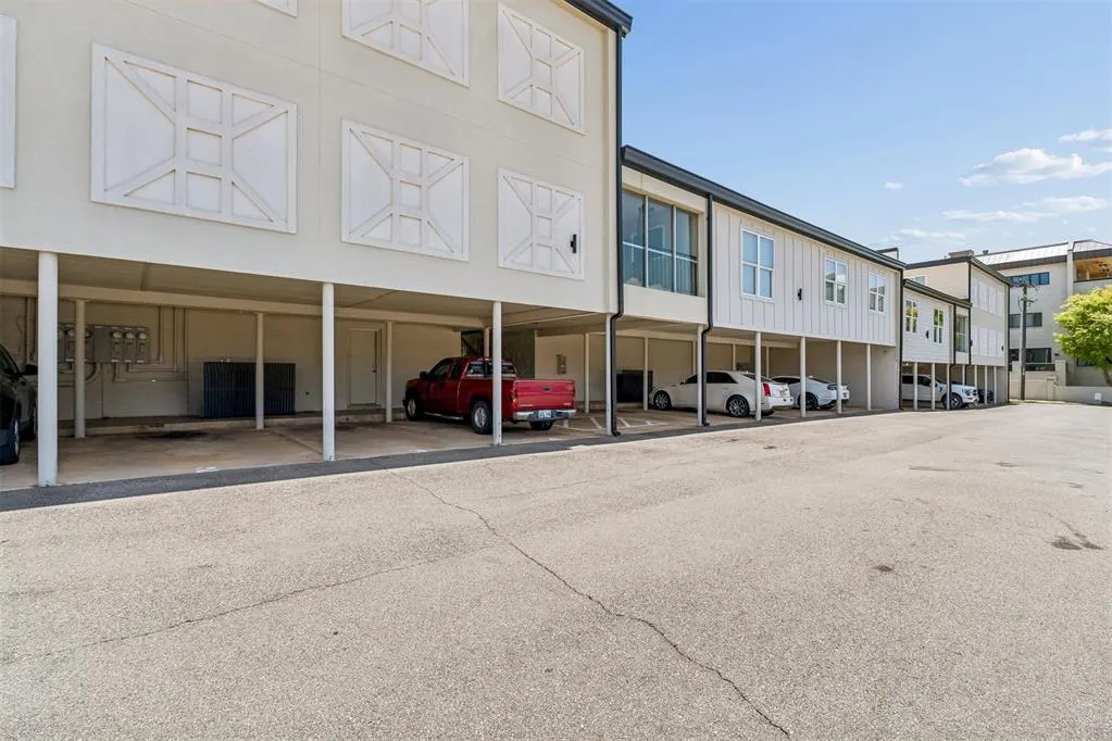 Photo 35 — 1110 Sherwood Lane 108, Oklahoma City, OK 73116