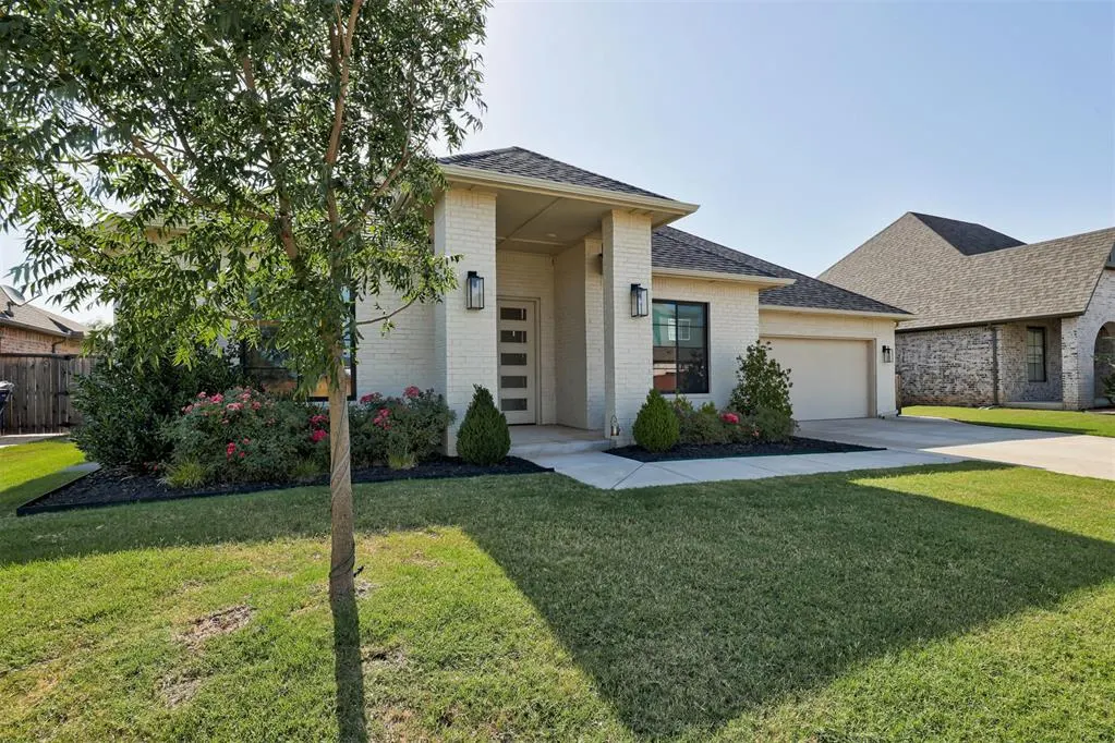 Photo 2 — 13008 Stonedale Drive, Oklahoma City, OK 73142