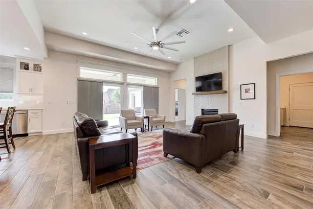 Photo 4 — 13008 Stonedale Drive, Oklahoma City, OK 73142