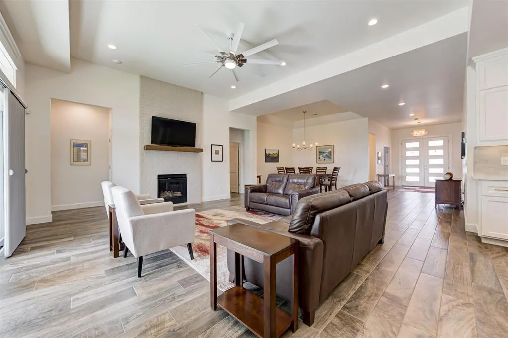 Photo 5 — 13008 Stonedale Drive, Oklahoma City, OK 73142