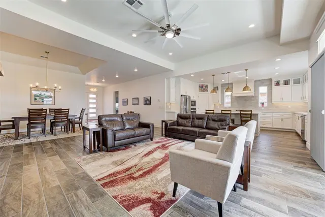 Photo 6 — 13008 Stonedale Drive, Oklahoma City, OK 73142