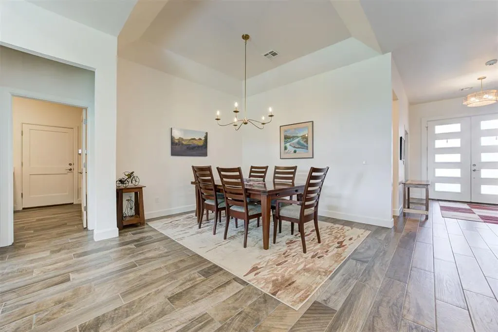 Photo 9 — 13008 Stonedale Drive, Oklahoma City, OK 73142