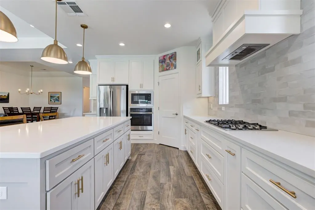 Photo 13 — 13008 Stonedale Drive, Oklahoma City, OK 73142