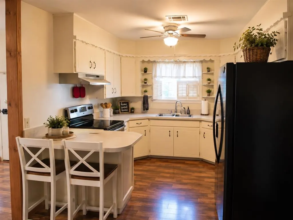 Photo 8 — 108 S 6th Street, Sentinel, OK 73664
