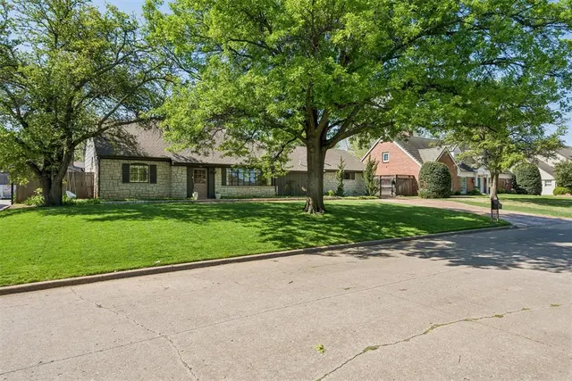 Photo 3 — 3012 Red Oak Road, Oklahoma City, OK 73120