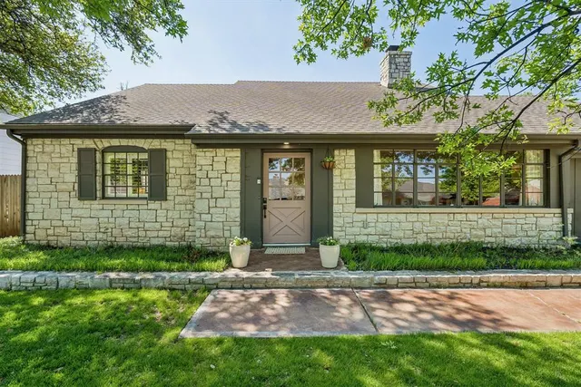 Photo 6 — 3012 Red Oak Road, Oklahoma City, OK 73120