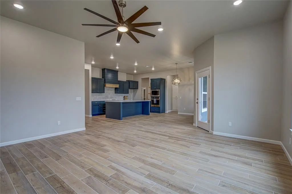 Photo 10 — 11161 Black Lion Court, Blanchard, OK 73010