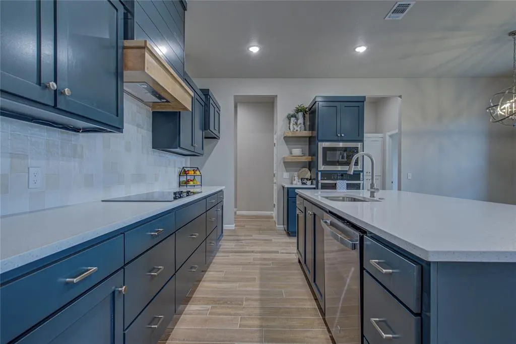 Photo 17 — 11161 Black Lion Court, Blanchard, OK 73010