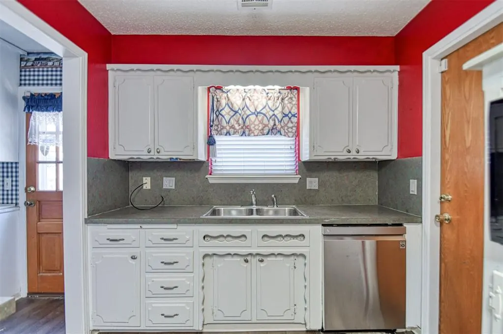 Photo 15 — 1416 SW 71st Street, Oklahoma City, OK 73159