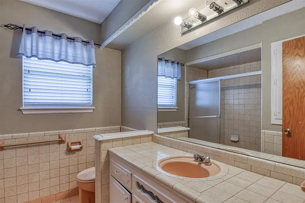Photo 38 — 1416 SW 71st Street, Oklahoma City, OK 73159