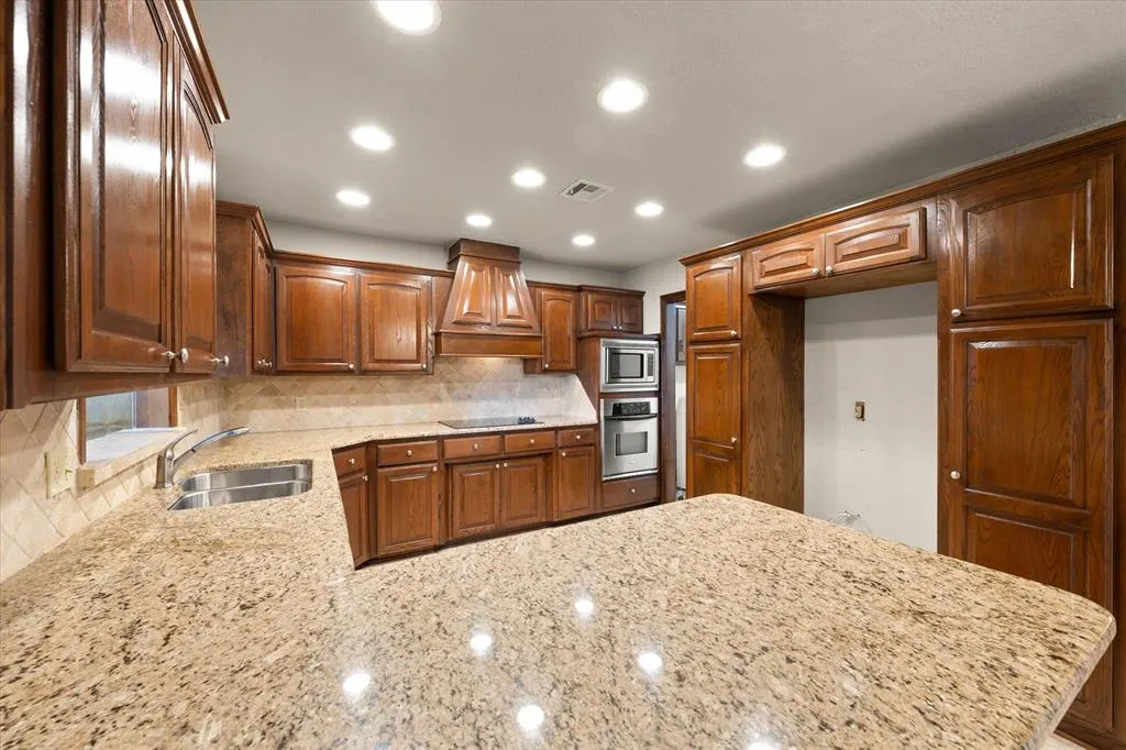 Photo 12 — 7409 NW 116th Street, Oklahoma City, OK 73162