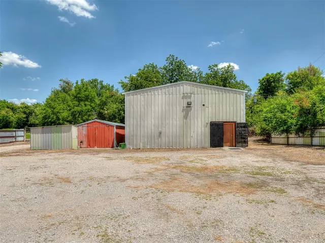 Photo 3 — 12 SE 19th Street, Oklahoma City, OK 73129