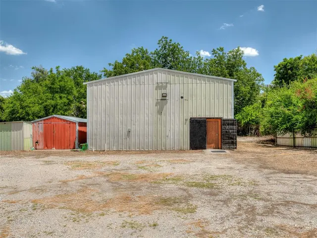 Photo 4 — 12 SE 19th Street, Oklahoma City, OK 73129
