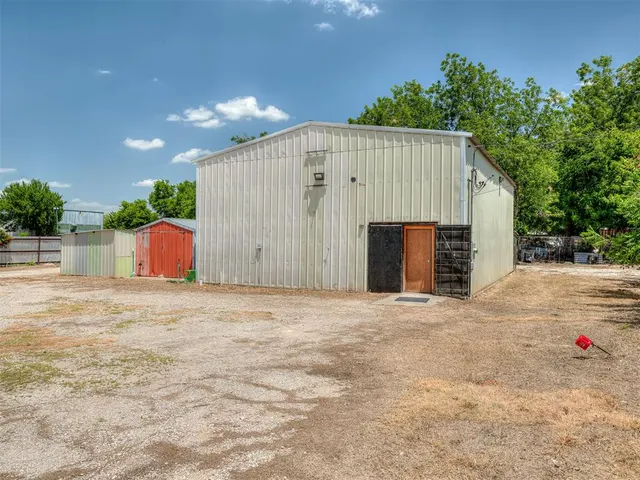 Photo 5 — 12 SE 19th Street, Oklahoma City, OK 73129