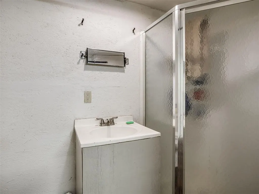 Photo 34 — 12 SE 19th Street, Oklahoma City, OK 73129