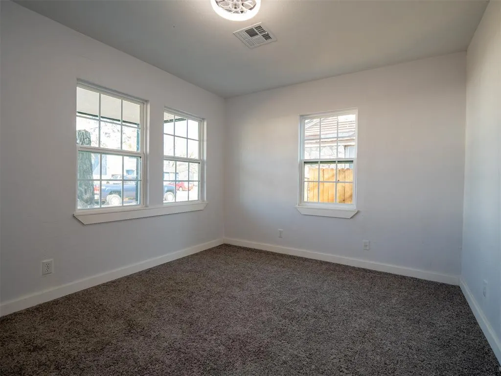Photo 14 — 420 W Johnson Street, Norman, OK 73069