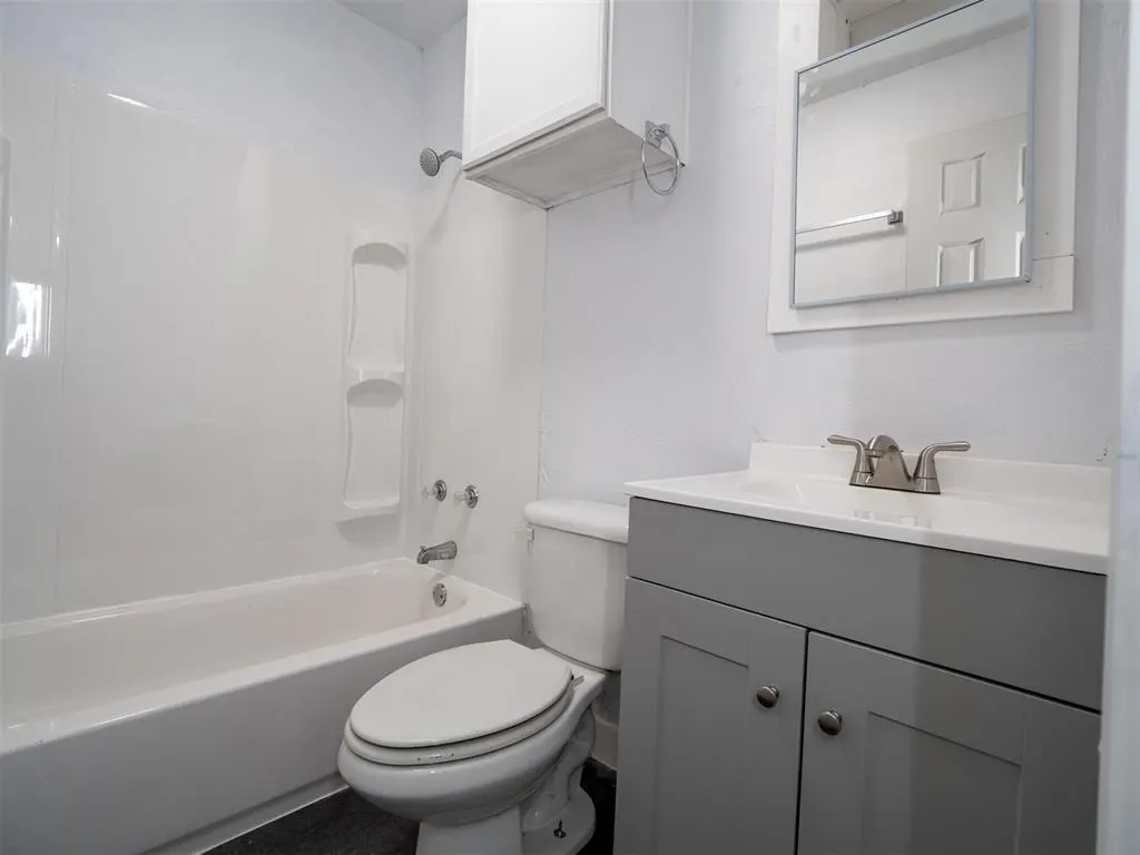 Photo 15 — 420 W Johnson Street, Norman, OK 73069