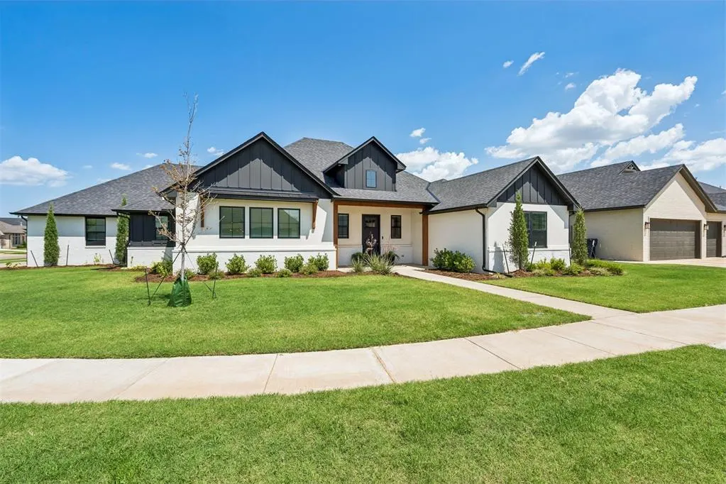 Photo 2 — 14720 Ashore Drive, Oklahoma City, OK 73142
