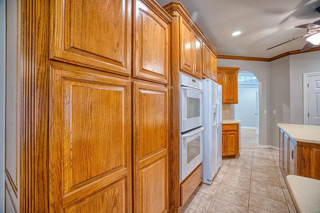 Photo 13 — 606 Frank Drive, Okarche, OK 73762