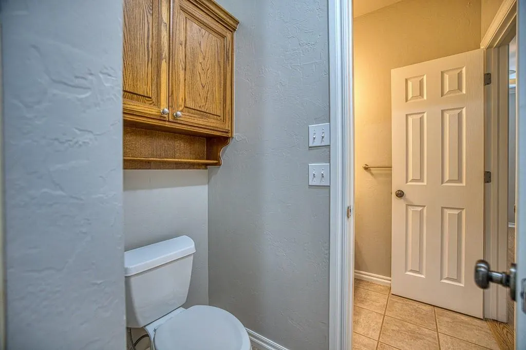 Photo 41 — 606 Frank Drive, Okarche, OK 73762
