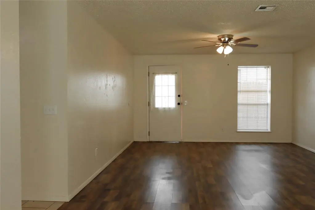 Photo 13 — 711 Airport Road, Prague, OK 74864