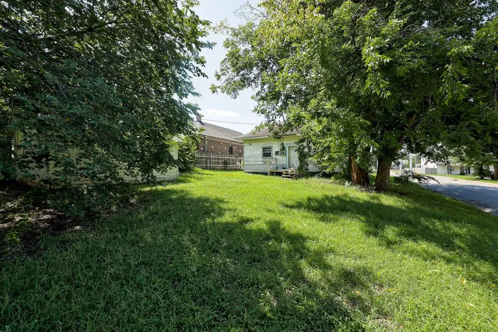 Photo 6 — 1323 W Park Place, Oklahoma City, OK 73106
