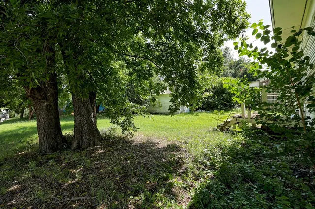 Photo 7 — 1323 W Park Place, Oklahoma City, OK 73106