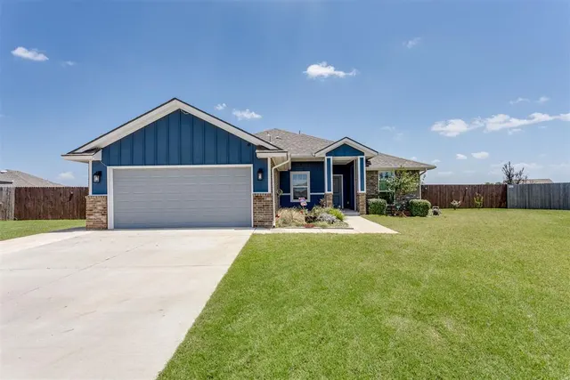 Photo 3 — 1780 Gladington Court, Newcastle, OK 73065