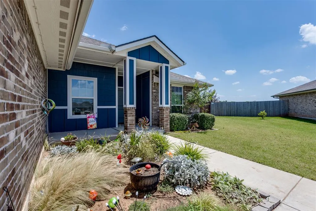 Photo 5 — 1780 Gladington Court, Newcastle, OK 73065