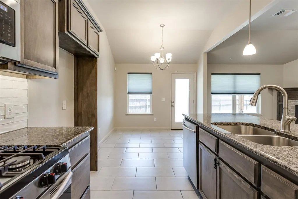 Photo 16 — 1780 Gladington Court, Newcastle, OK 73065