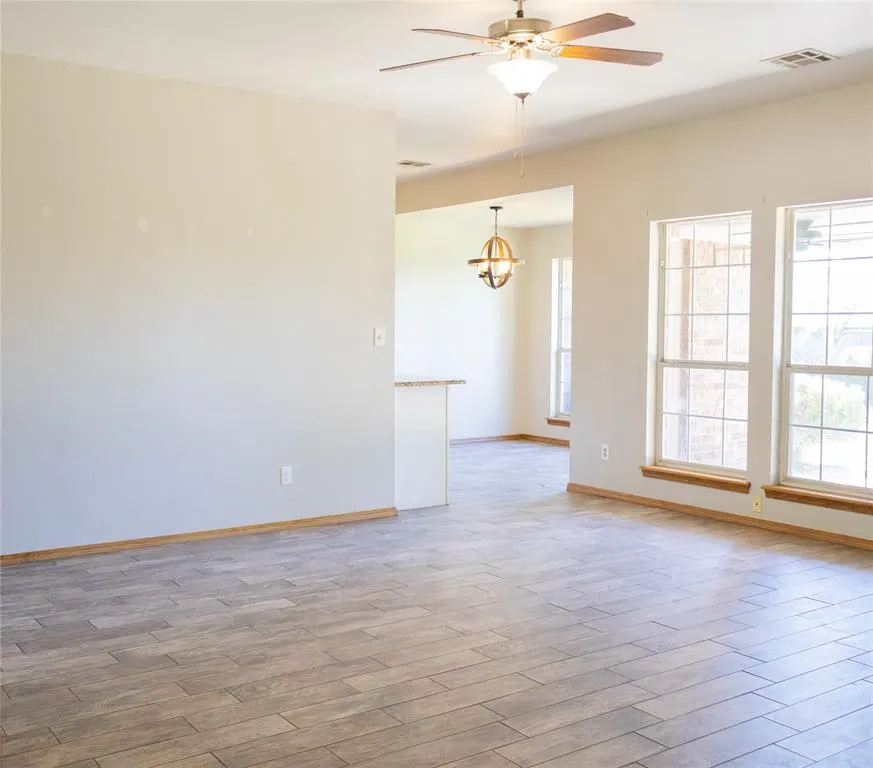 Photo 6 — 504 S Quail Run, Altus, OK 73521