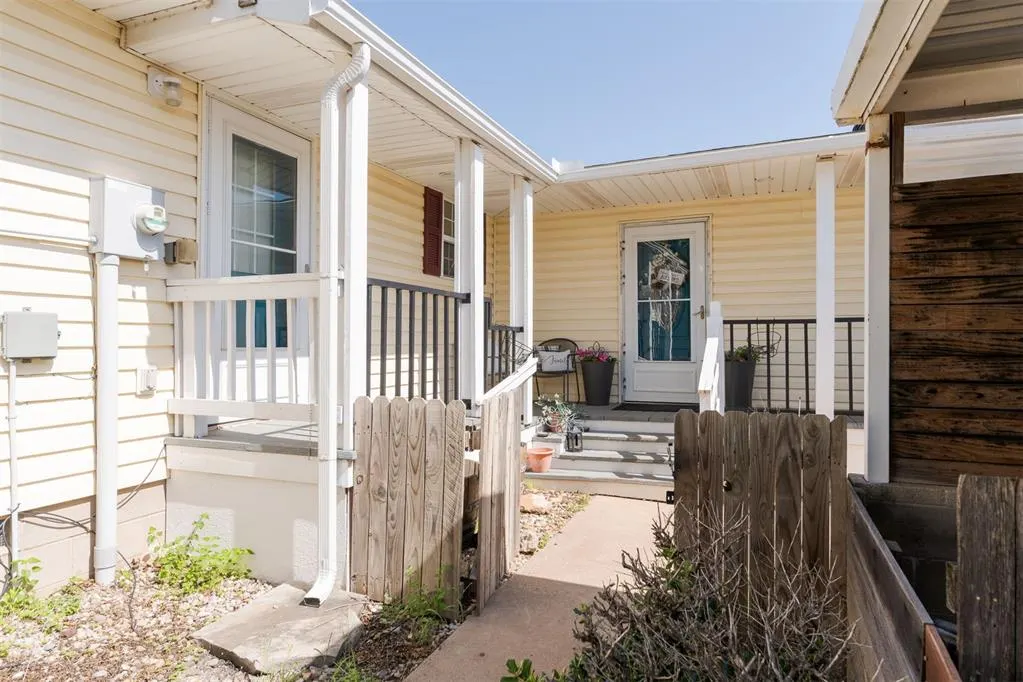 Photo 3 — 9601 Westview Drive, Lexington, OK 73051