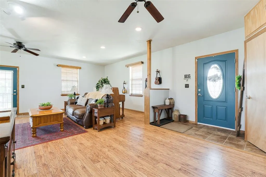 Photo 15 — 9601 Westview Drive, Lexington, OK 73051