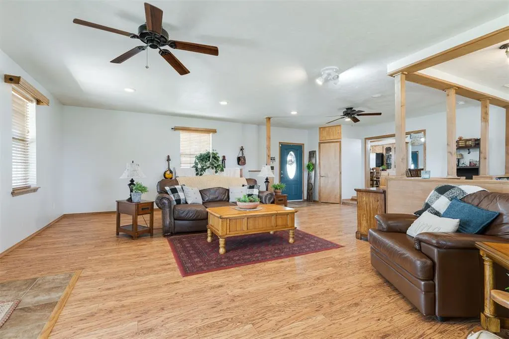 Photo 19 — 9601 Westview Drive, Lexington, OK 73051