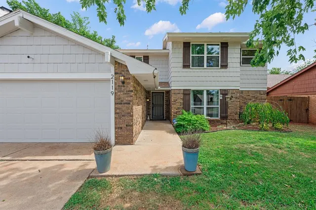 Photo 4 — 2119 NW 115th Street, Oklahoma City, OK 73120