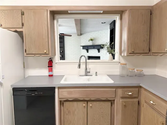 Photo 7 — 2309 Sandra Drive, Oklahoma City, OK 73110