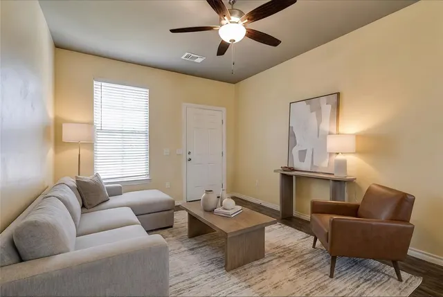 Photo 8 — 1033 SW 91st Street, Oklahoma City, OK 73139