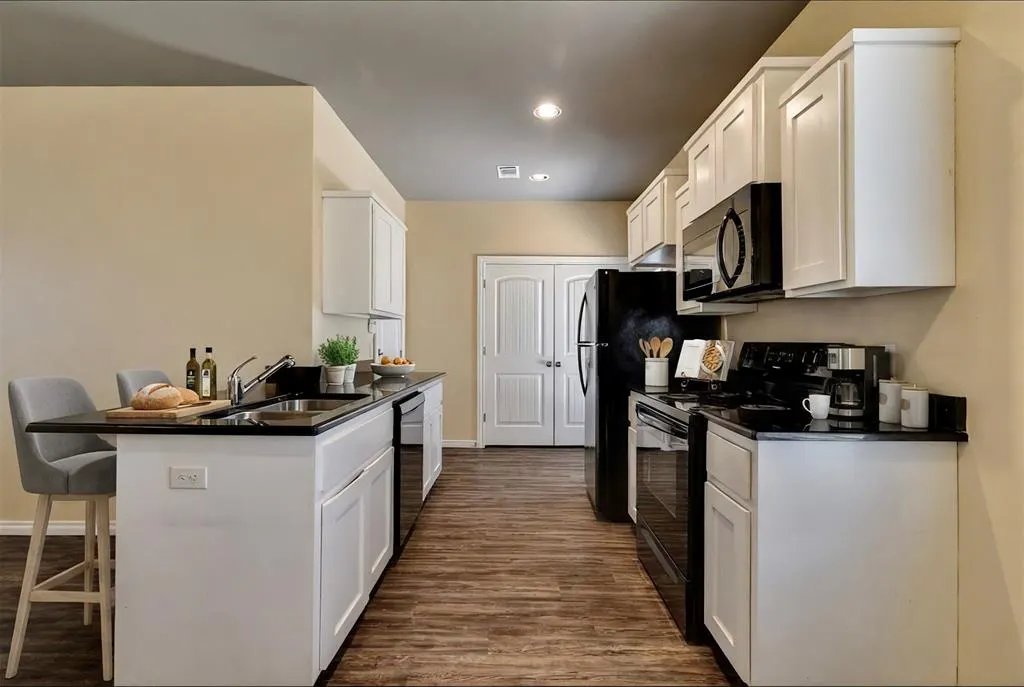Photo 15 — 1033 SW 91st Street, Oklahoma City, OK 73139