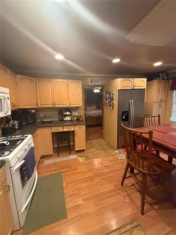 Photo 11 — 400 N 6th Street, Noble, OK 73068
