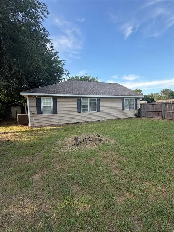 Photo 27 — 400 N 6th Street, Noble, OK 73068