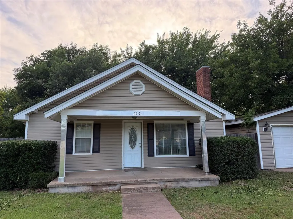 Front exterior — 400 N 6th Street, Noble, OK 73068