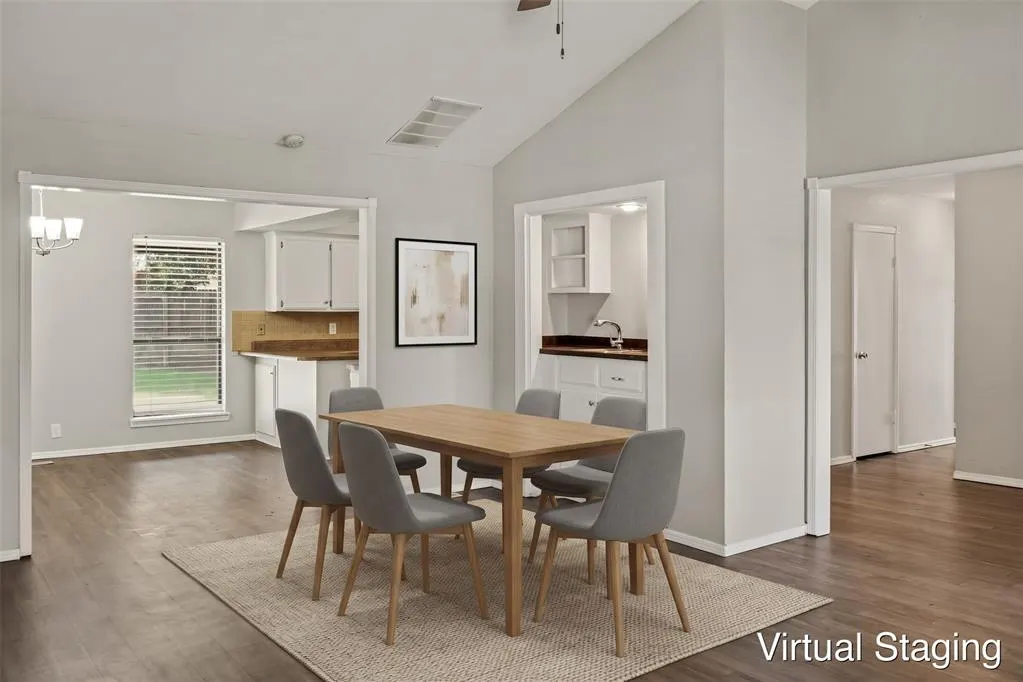 Photo 3 — 2821 Morgan Trail, Edmond, OK 73012
