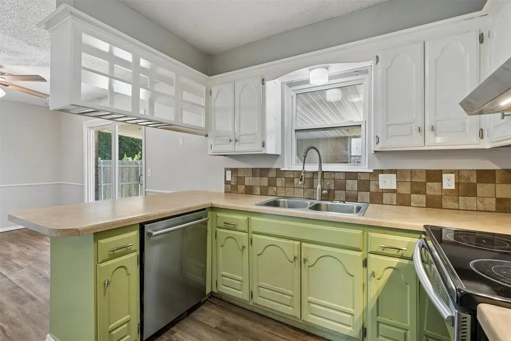 Photo 19 — 808 Miller Drive, Yukon, OK 73099