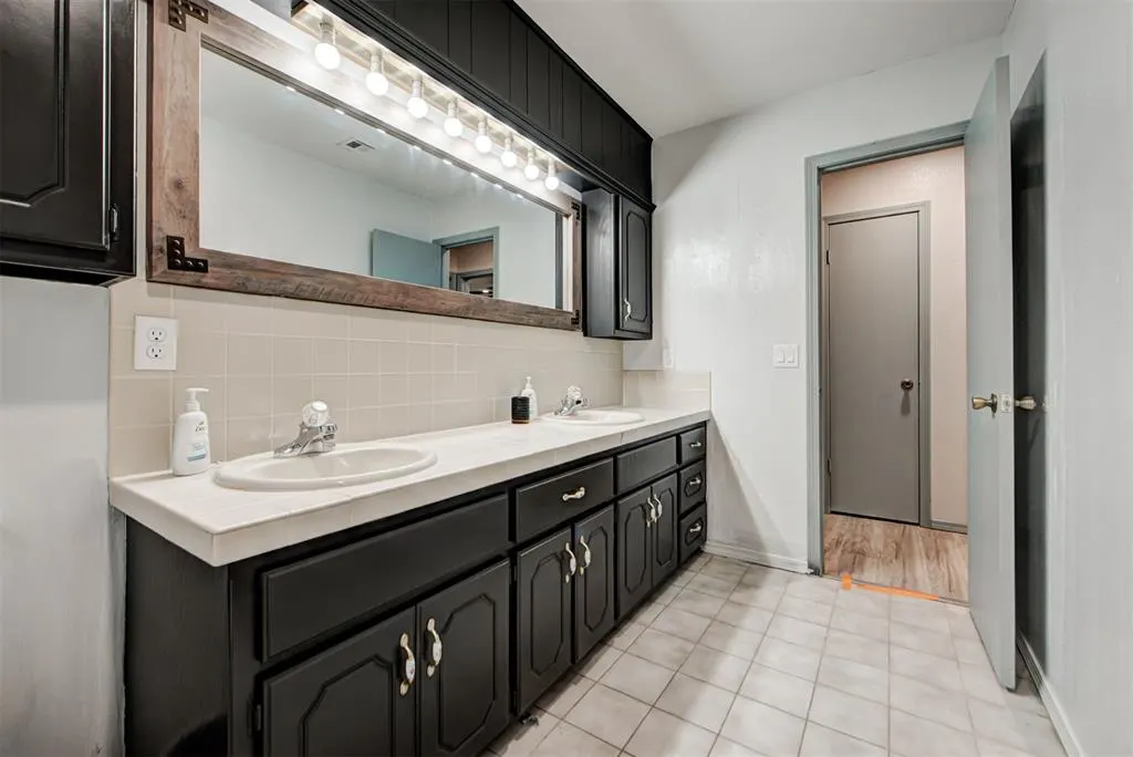 Photo 41 — 16701 NE 23rd st Street, Choctaw, OK 73020