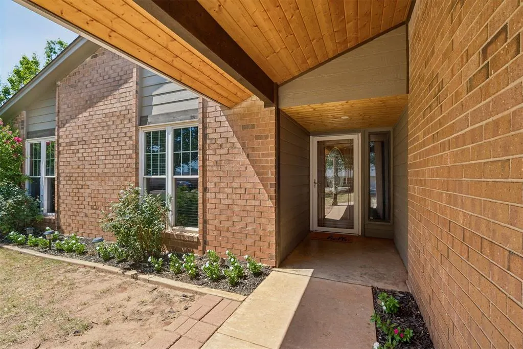 Photo 6 — 923 NW Harrison Avenue, Piedmont, OK 73078