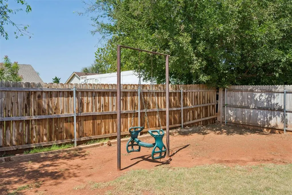 Photo 41 — 923 NW Harrison Avenue, Piedmont, OK 73078