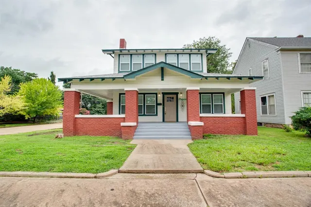 Front exterior — 1324 W Maine Street, Enid, OK 73703