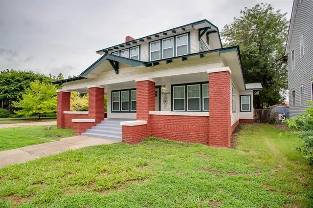 Photo 3 — 1324 W Maine Street, Enid, OK 73703