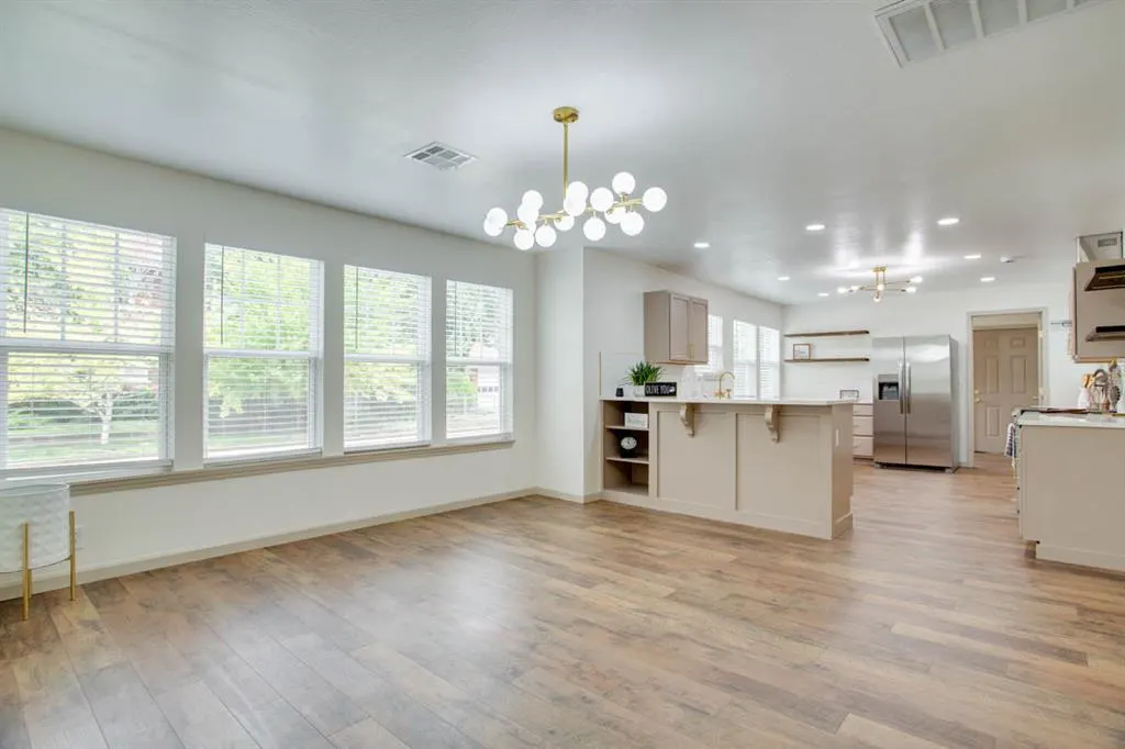 Photo 11 — 1324 W Maine Street, Enid, OK 73703