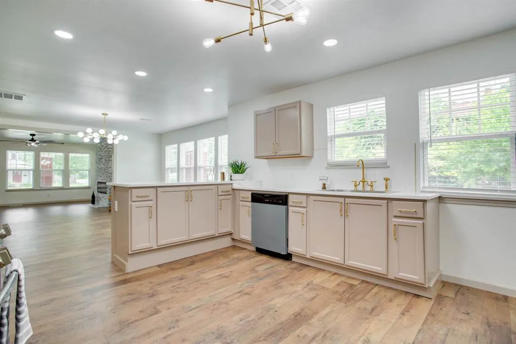 Photo 19 — 1324 W Maine Street, Enid, OK 73703